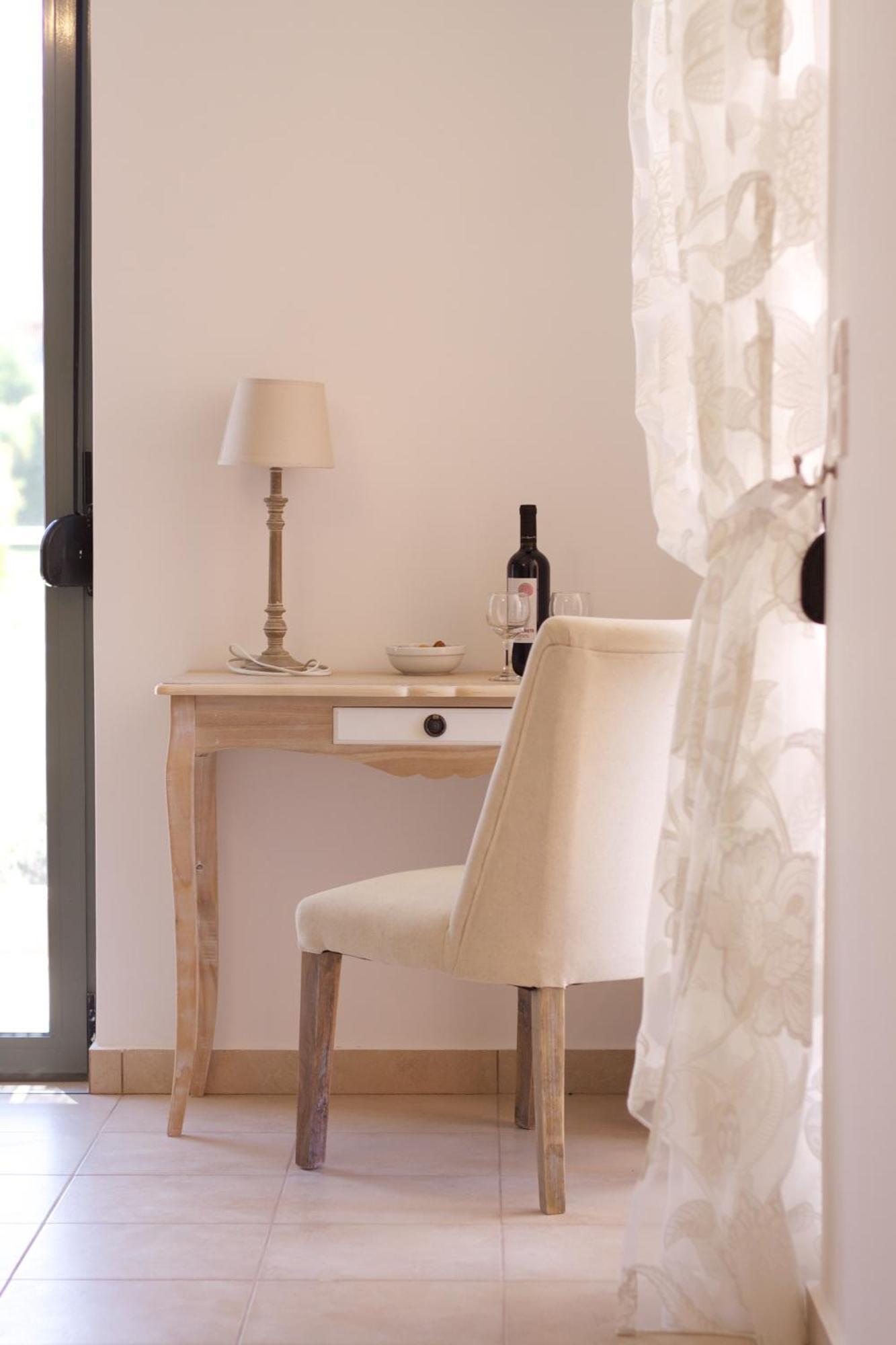 Loutra Resort Room photo